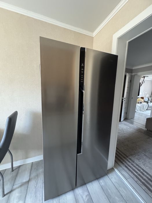 Продам двухдверный холодильник Haeir