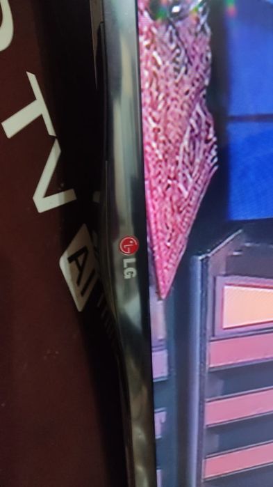 Продам телевизор LG