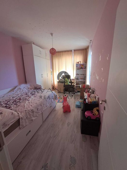 Продава се Тристаен апартамент в Пловдив, Кючук Париж - 104 кв.м за 1962 €/кв.м - Снимка #7