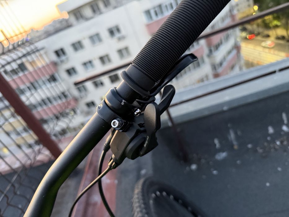 Bicicletă MTB Rockrider ST 530 – ca nouă, verde neon, echipare bună, pregătită de mers