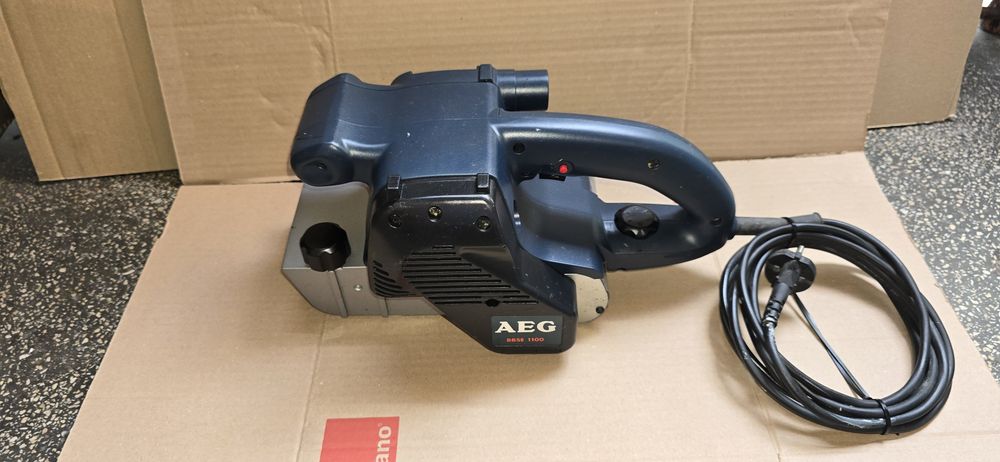 AEG HBSE 1100 slefuitor cu bandă Variator
