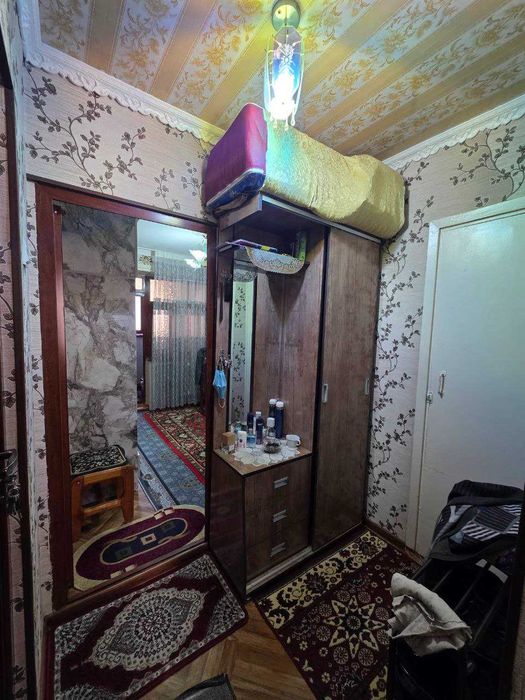 Продаётся 2х комн квартира на 3 этаже Ор-р Русалка