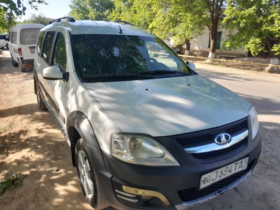 Lada Largus Kros 2018