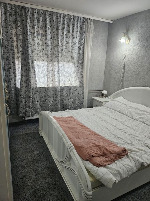 Chirie apartament 3 camere