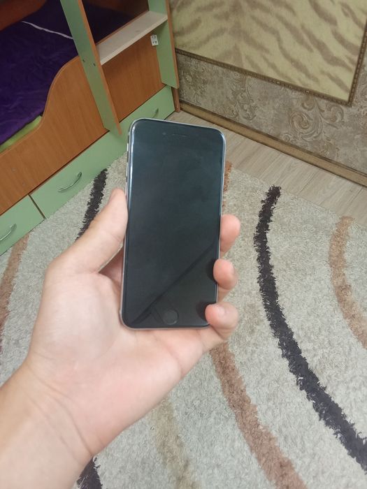 iPhone 6s целый но