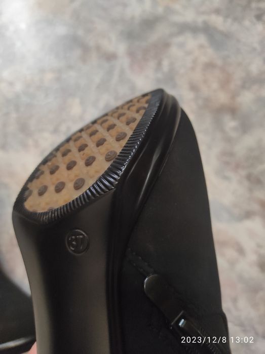 АКЦИЯ. Ботильоны новые 37 размер, замшевые