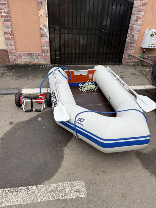 Vand Barca gonflabila Plastimo P260 sl + motor electric nou