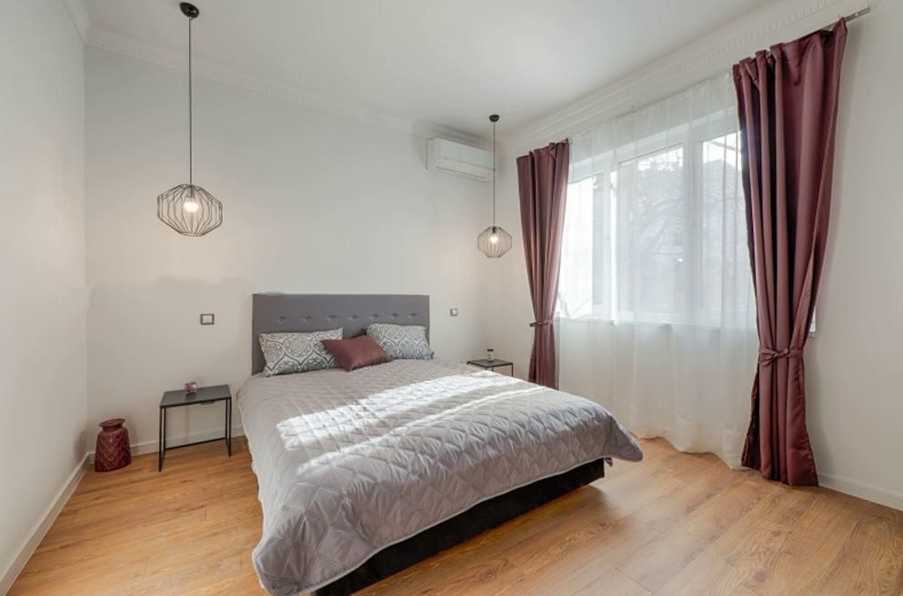 Дава се под наем Двустаен апартамент в София, Център - 62 кв.м за 850 € - Снимка #3