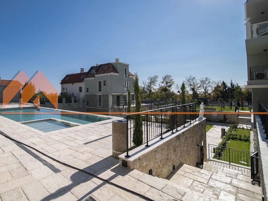 Продава се Двустаен апартамент в Варна, м-т Св. Никола - 78 кв.м за 2408 €/кв.м - Снимка #9