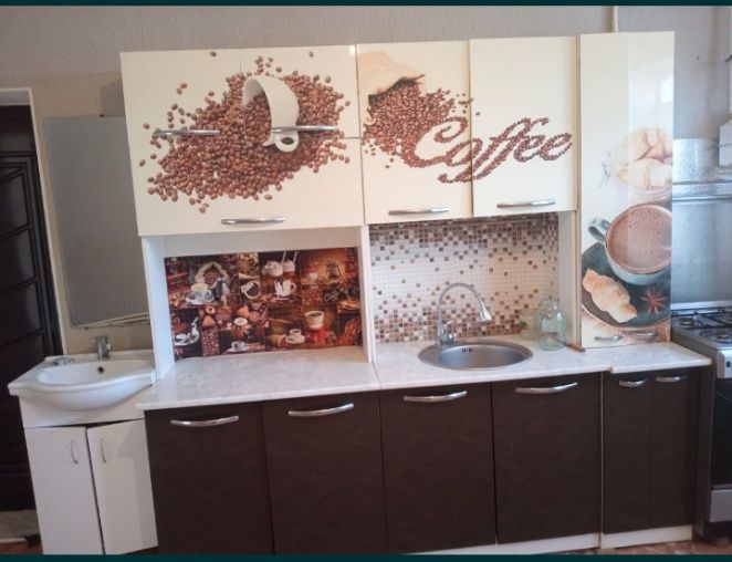 Кухонные гарнитуры продам.