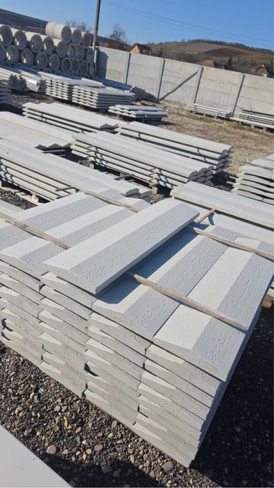 Capace de gard de 2 metri si palarii / spalieri / dale / pasi japonezi/ tuburi de beton/ oale de fantana