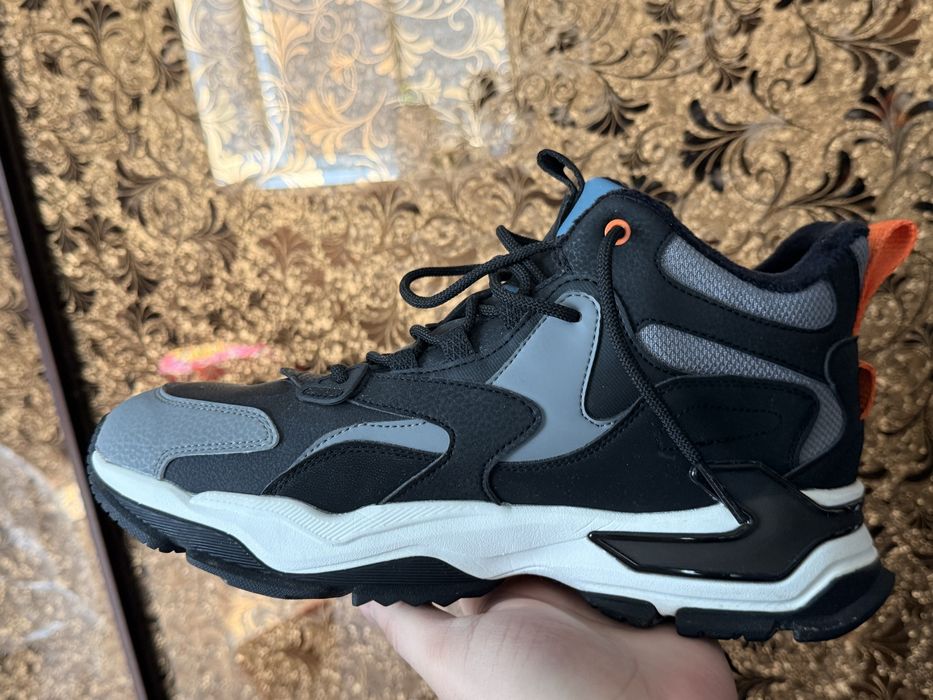 Продам ботинки, зимние.