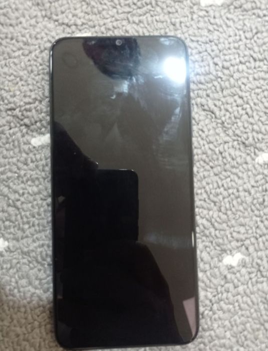 Oppo a15s 64Gb srochno sotiladi