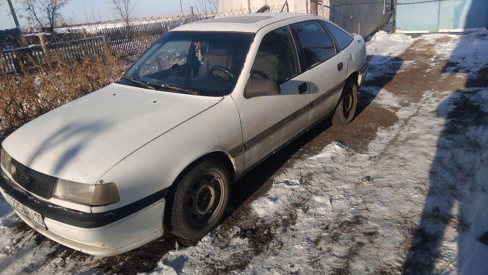 Опель вектра 1995г 2.0