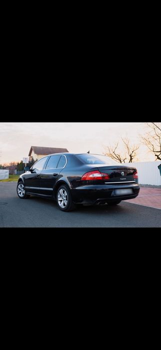 De vanzare Skoda Superb cu transmisie automata fab 2011