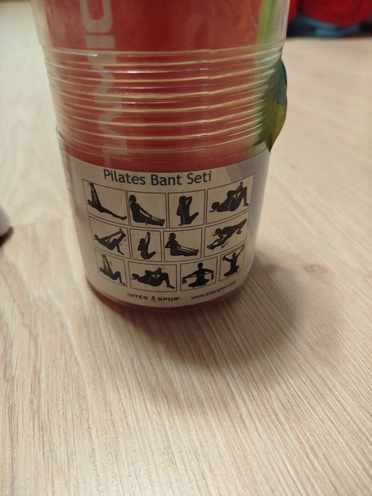 фитнес ластици чисто нови