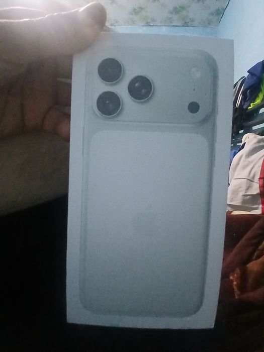Iphone 17 pro max 2 terobayt dubai