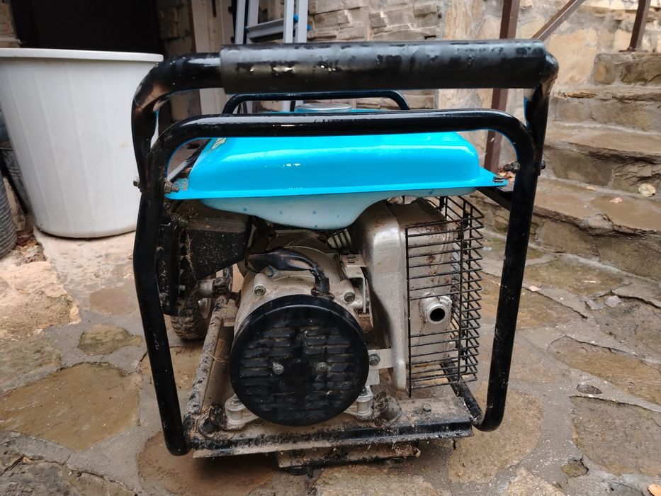 Бензинов генератор ток немски 2.8 kw Gude