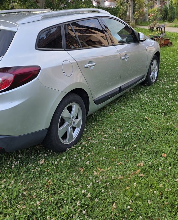 RENAULT Megane 2011 — imagine 3