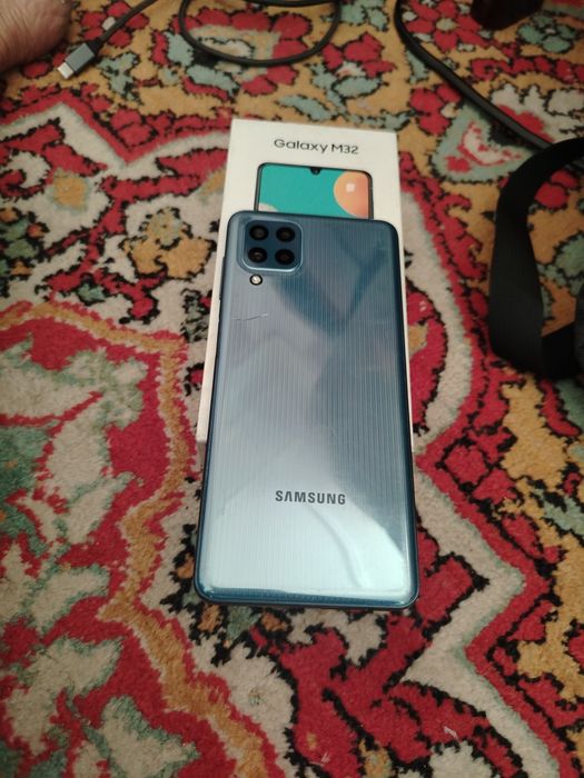 Samsung m32 blue