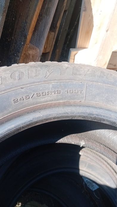 Продам резину на 18,безкамерка