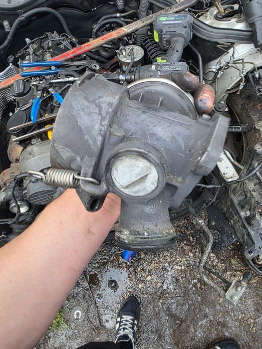EGR клапан за Mercedes 2.7 177 коня