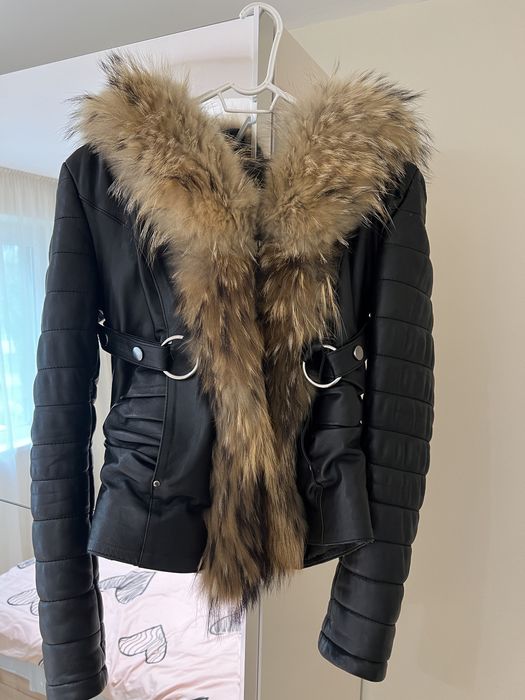 Кожено яке с естествен косъм