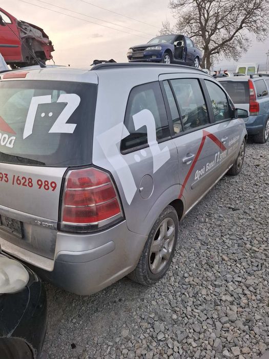 Opel Zafira 1.9 CDTI  2007 година 120 к.с 6 скорости