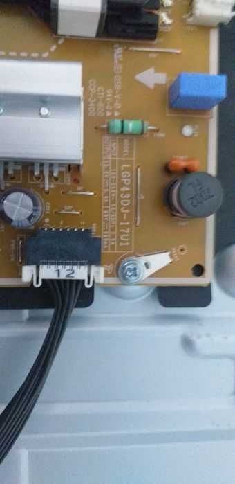 TV led LG 43UJ634V display fisurat