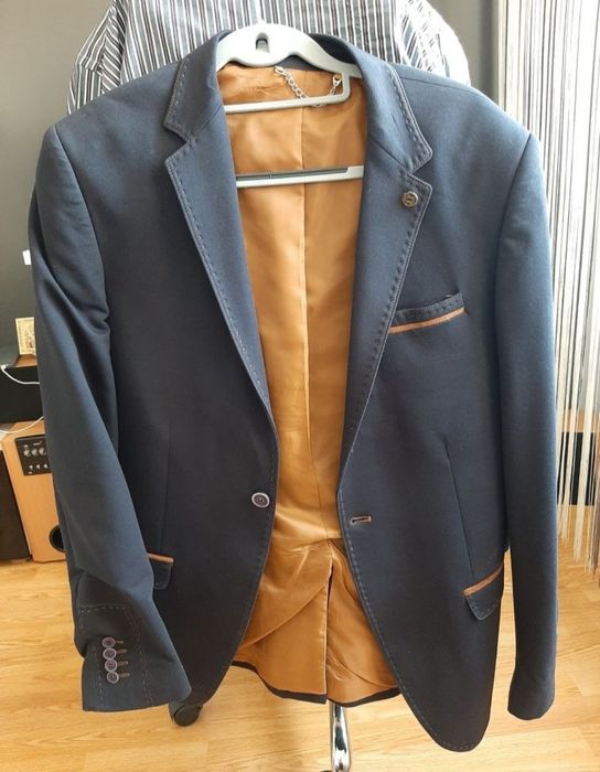 Vând sacouri, sacou elegant casual, trei bucati