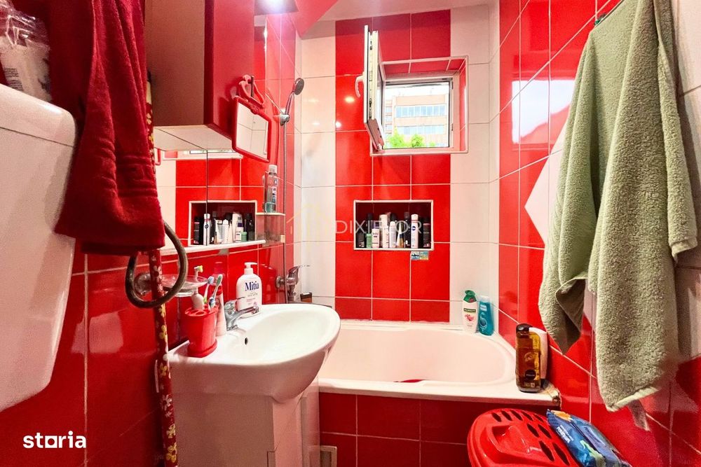 Apartament cu 3 camere, Dâmbul Pietros - ideal pentru prima locuință