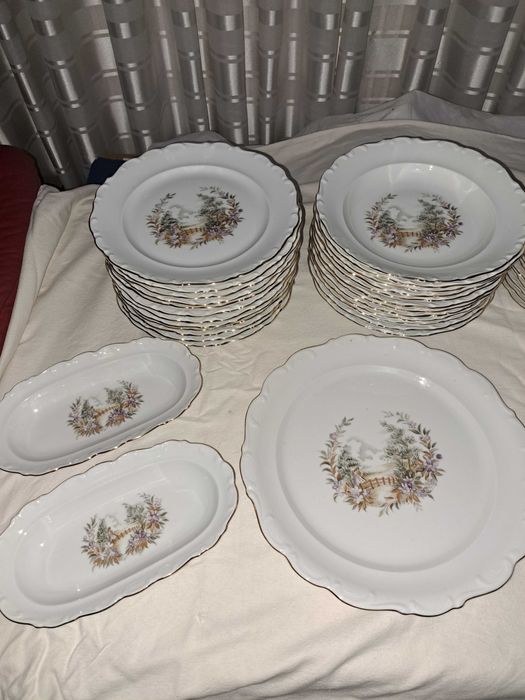 set de masa serviciu farfurii portelan Bavaria 12 persoane