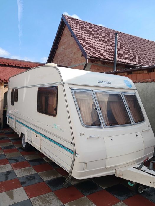 Vind caravana ranger 2002 adusa recent din anglia.