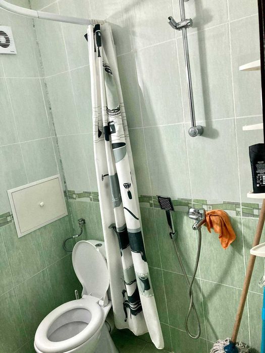 Дава се под наем Двустаен апартамент в Бургас, Славейков - 75 кв.м за 204 € - Снимка #3