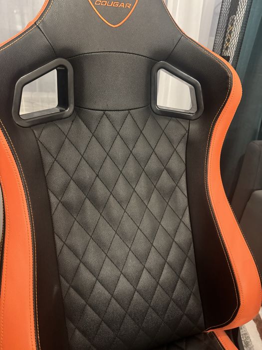 Armor S Cougar gaming chair