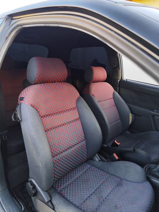 Ауди А3 1.9 90 обслужена и стегната