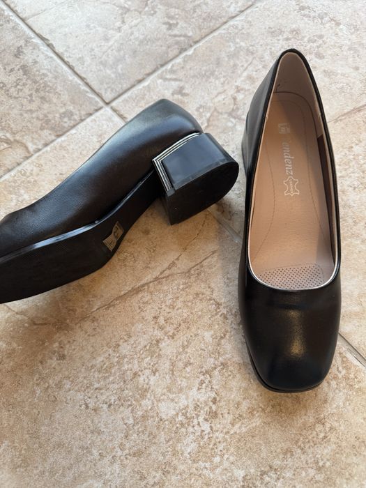 Нови обувки Tendenz