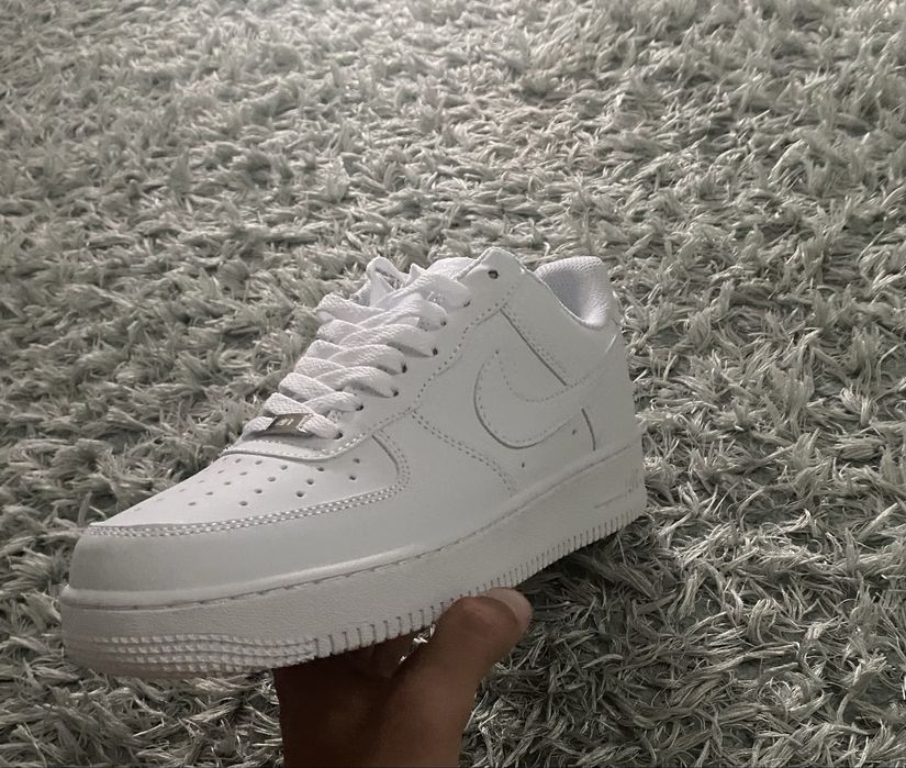 Nike Air Force 1 Triple White