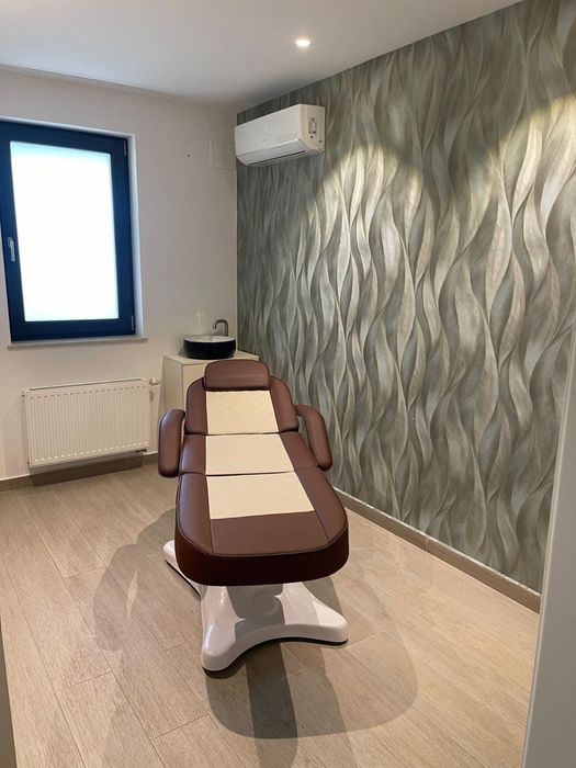 Inchiriere camera cosmetica