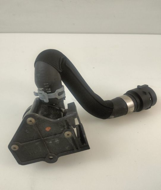 Pompa recirculare apa  8K0819147 / 8K0965561A Audi Q5 8R seria