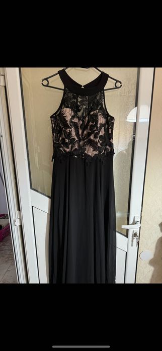 Дълга официална рокля