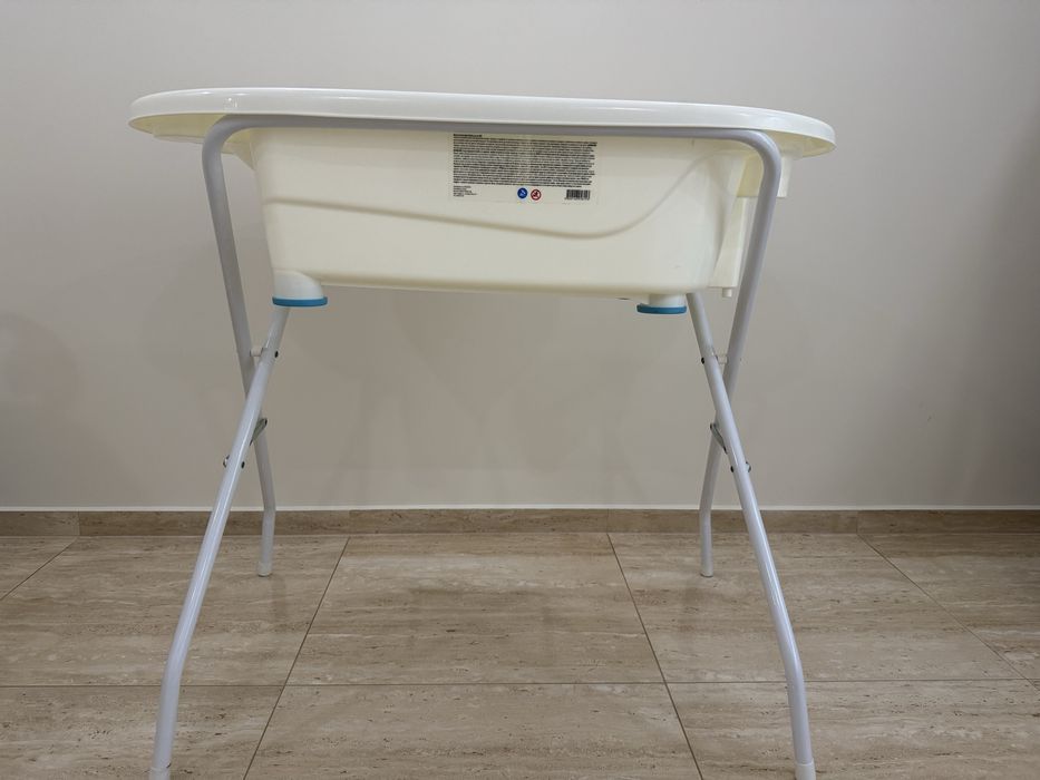 Вана за къпане + стойка