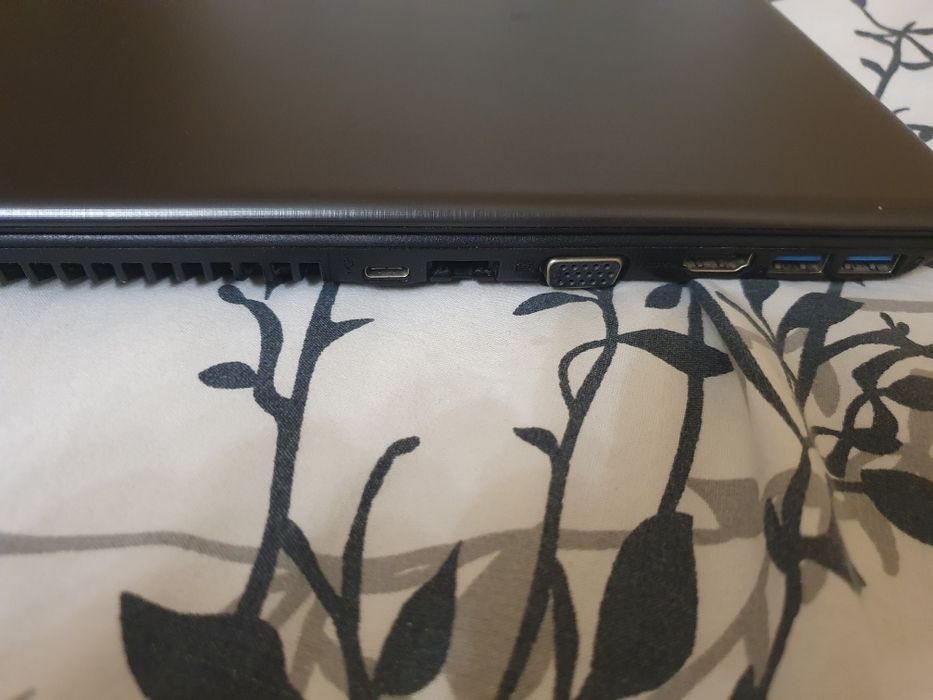 продам срочно ноутбук