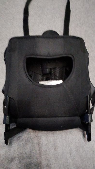 Продавам Minimeis G4 – раница/седалка за носене на дете на рамене