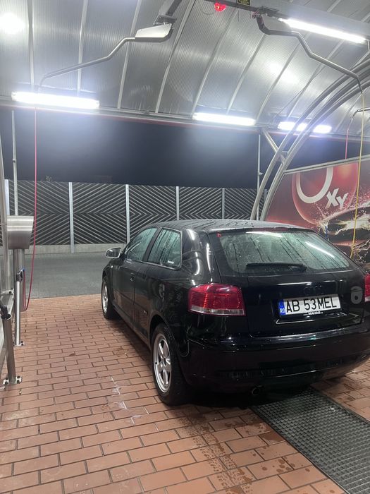 AUDI A3 0 — imagine 3