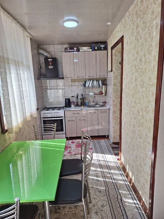 Продам 3/2/5 кирпич 3 комнатная Можно ипотека