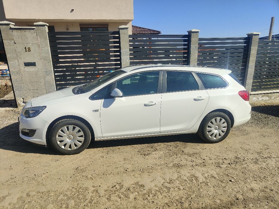 Opel Astra J Sport Tourer  2015