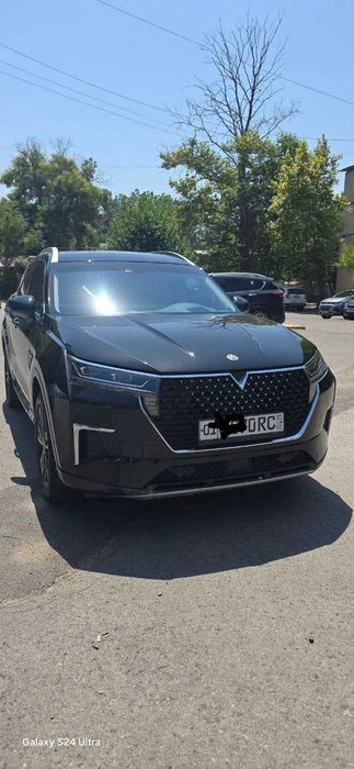 Кроссовер  Nissan Venucia Star Srochne sotiladi