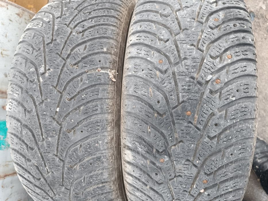 Продам! 215/60/16 шины зима!