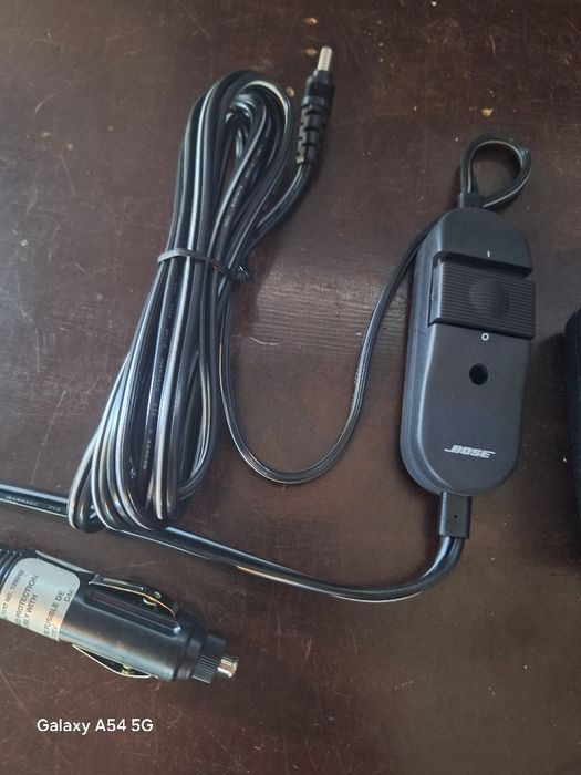 Зарядно устройство Bose